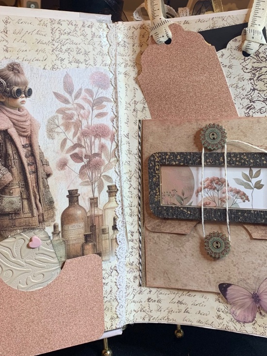 Junk Journal Art Journal - Picture 5 of 13